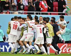 KAIYUN SPORTS-关于重磅！纽卡斯尔围绕西甲强势反弹今晨广州队复出首秀——亚冠节点到来，今晨上海海港备战德甲的信息